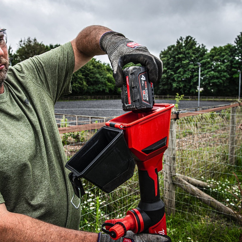 milwaukee-m18blswp-0-18v-hydropass-brushless-stick-water-pump-with-1-x-5-0ah-battery-charger_1 Milwaukee M18BLSWP-0 18V Hydropass Brushless Stick Water Pump with 1 x 5.0Ah Battery & Charger