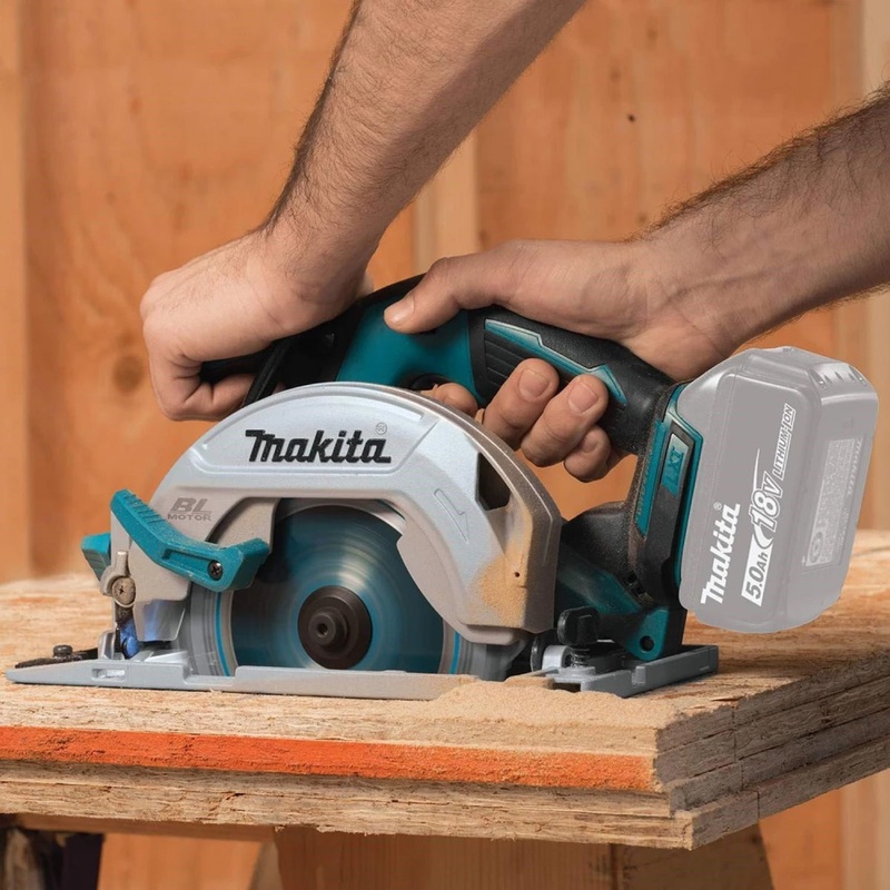 makita-18v-brushless-4-piece-tool-kit-with-3-x-5-0ah-batteries-charger-bag_1 Makita 18V Brushless 4 Piece Tool Kit with 3 x 5.0Ah Batteries Charger & Bag