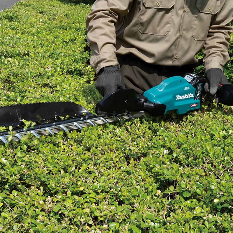 makita-uh014gd202-40v-40vmax-xgt-75-cm-brushless-hedge-trimmer-with-2-x-2-5ah-batteries-and-charger_1 Makita UH014GD202 40v 40vmax XGT 75 cm Brushless Hedge Trimmer with 2 x 2.5Ah Batteries and Charger