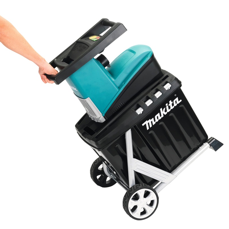makita-ud2500-2-electric-shedder-for-branches-240v_1 Makita UD2500/2 Electric Shedder For Branches 240V