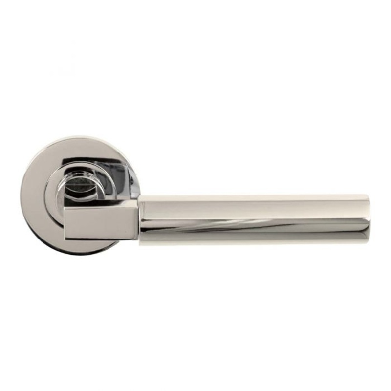 alexander-and-wilks-hurricane-plain-lever-on-round-rose-pair_1 Alexander and Wilks Hurricane Plain Lever on Round Rose – Pair